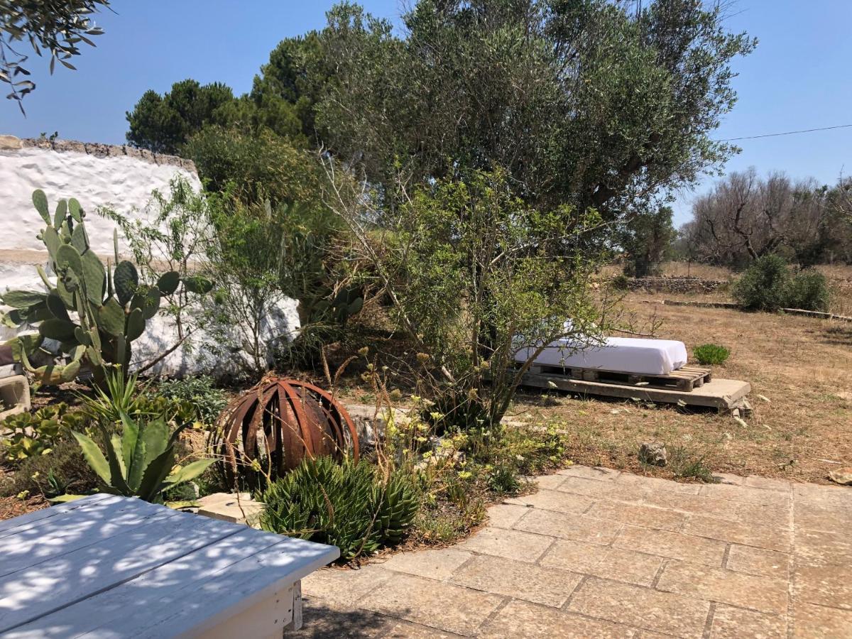 Trullo Mareposa Bed & Breakfast Sannicola Exterior photo