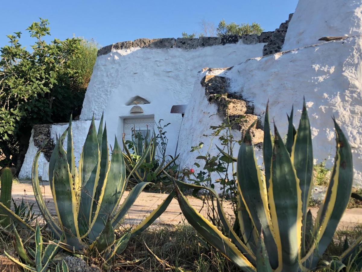 Trullo Mareposa Bed & Breakfast Sannicola Exterior photo