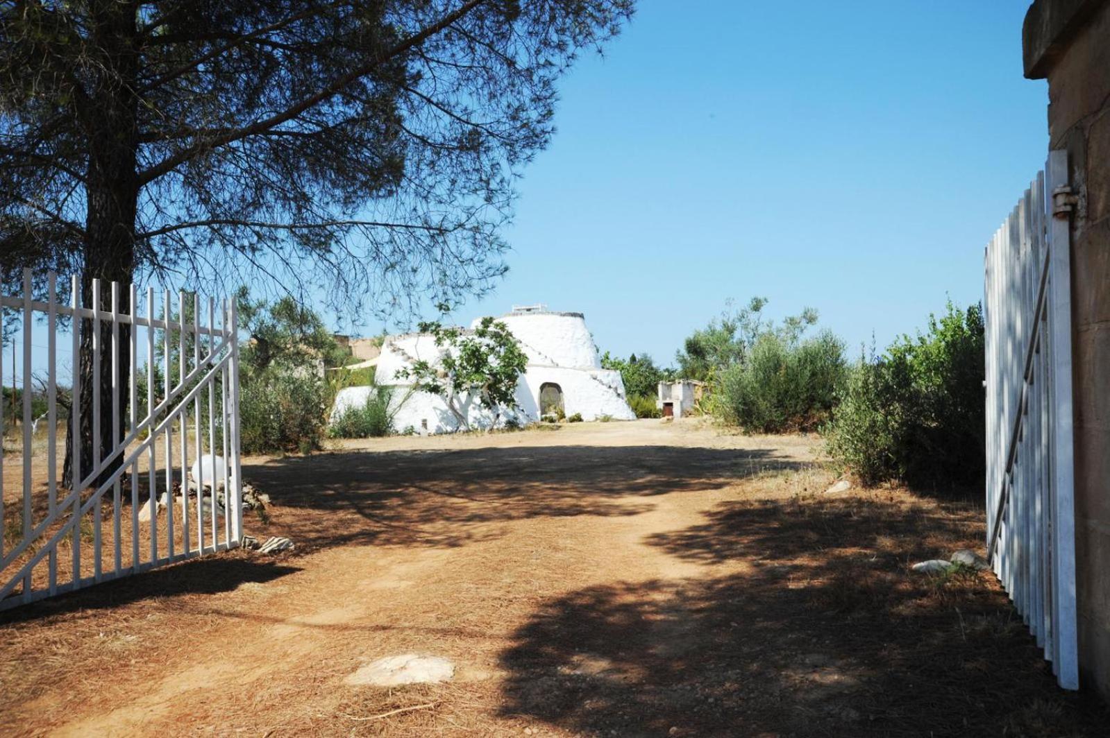 Trullo Mareposa Bed & Breakfast Sannicola Exterior photo